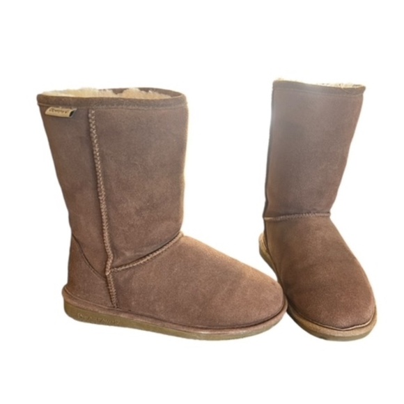 Bearpaw Emma Short Women's Winter Boots - Size 8 - Picture 2 of 7